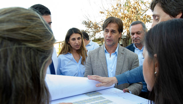 De castaño a oscuro