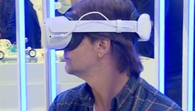 Afuera tenía el Delorean