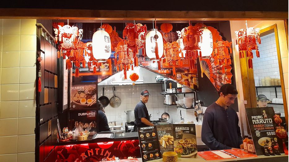 Local de Cantina Asiática en el Mercado del Prado. Foto: Montevideo Portal.