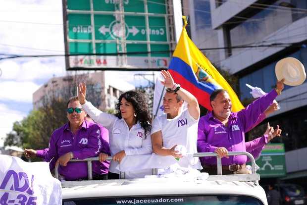 Hubo una balacera durante la caravana de uno de los candidatos presidenciales de Ecuador