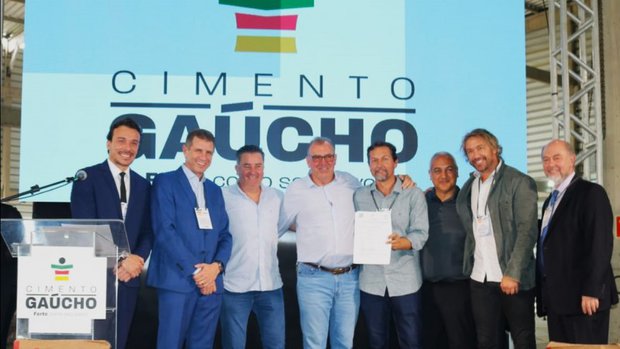 “Me van a tener que aguantar mucho tiempo”: Lugano inauguró fábrica de cemento en Brasil