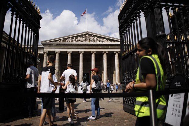 El Museo Británico recupera algunas de las 2.000 piezas robadas; señalan a arqueólogo