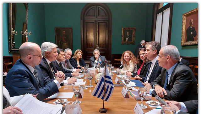 Entre la espada y la pared