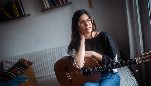 Crecen flores, suenan versos