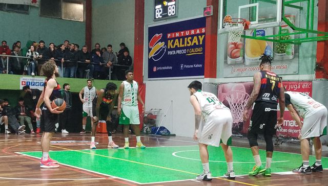 Cuatro para un trompo