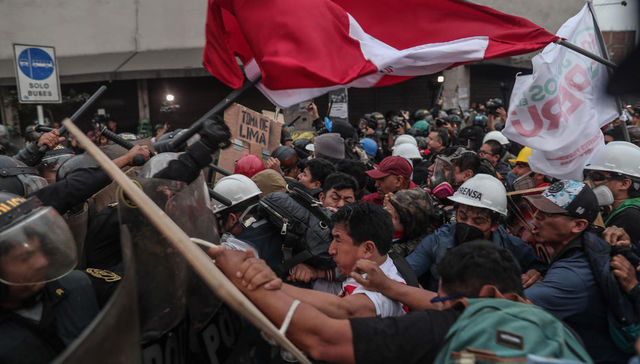 Escribe Christopher Mendonça