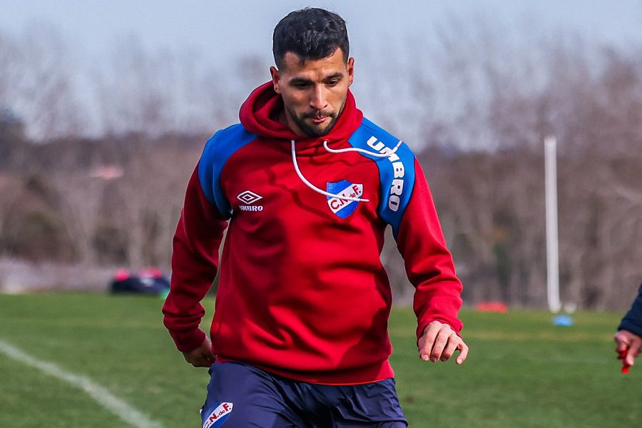 EQUIPOS DE FÚTBOL: NACIONAL MONTEVIDEO 11 fotos