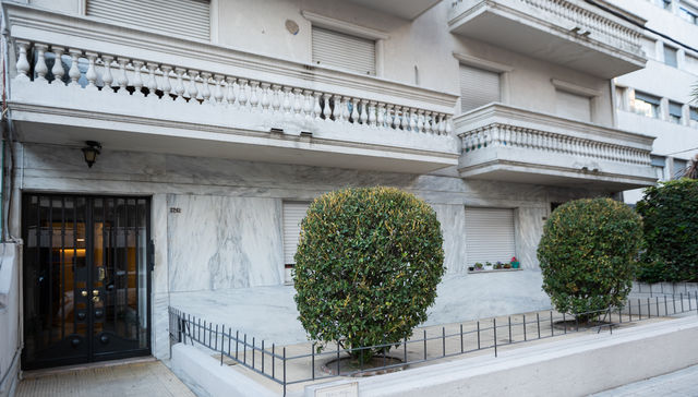 Cerca del enemigo