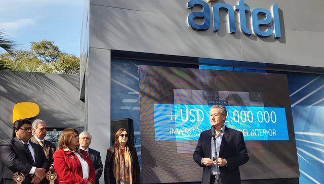 Gurméndez anunció la llegada a 100 pueblos del interior del país que no tenían conexión