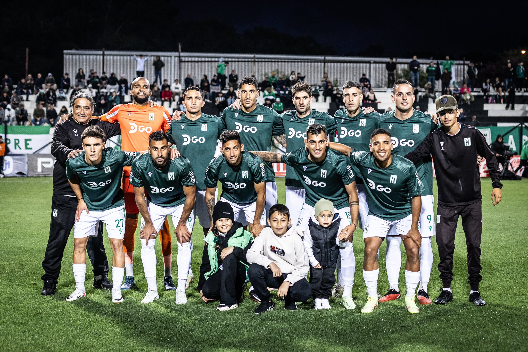 DSportsUY on X: ¡VICTORIA DEL CERVECERO! 🔚 ➡️ Racing derrotó 1️⃣-0️⃣ a Montevideo  City Torque en el primer partido de la décima fecha del torneo Clausura.  🟩⬜️ A. Alaniz 71'. 📸 @CampeonatoAUF