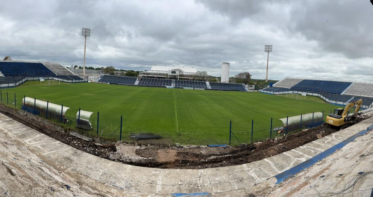 URUGUAY: AYER URUGUAY DEMOSTRO EL SELLO DE INDENTIDAD DEL FUTBOL URUGUAYO  