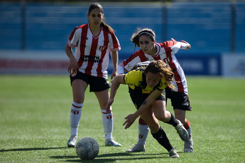 Fútbol Femenino  Peñarol 7-0 River Plate