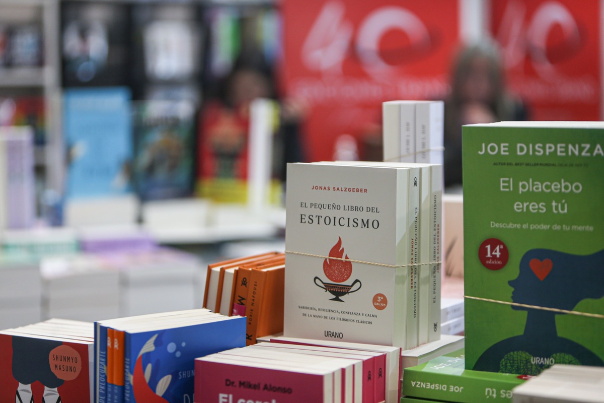 “Muy contentos”: comenzó la feria del libro Fiel, con pequeñas editoriales y escritores