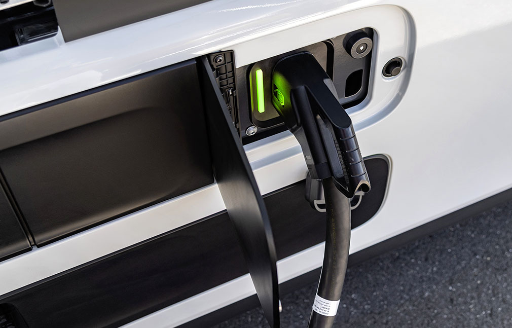 Uruguay lidera las ventas de autos eléctricos en América y duplica el promedio mundial