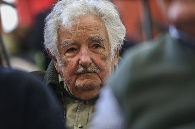 “Voy a empinar el vaso de la vida hasta el último minuto”: Mujica tras anuncio sobre tumor
