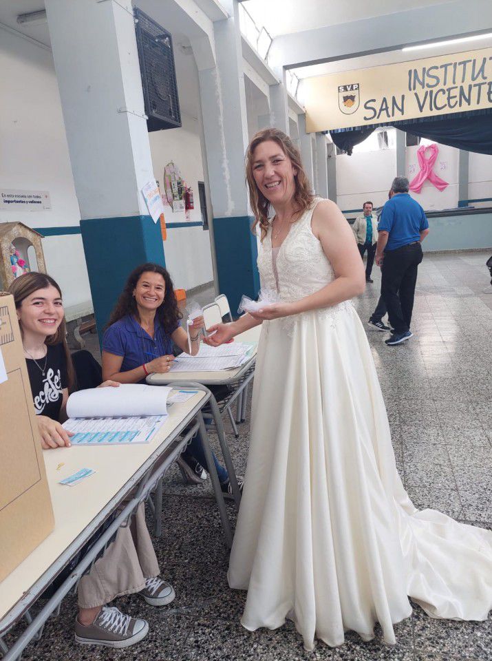 Novia votando. Foto: diario digital Memo