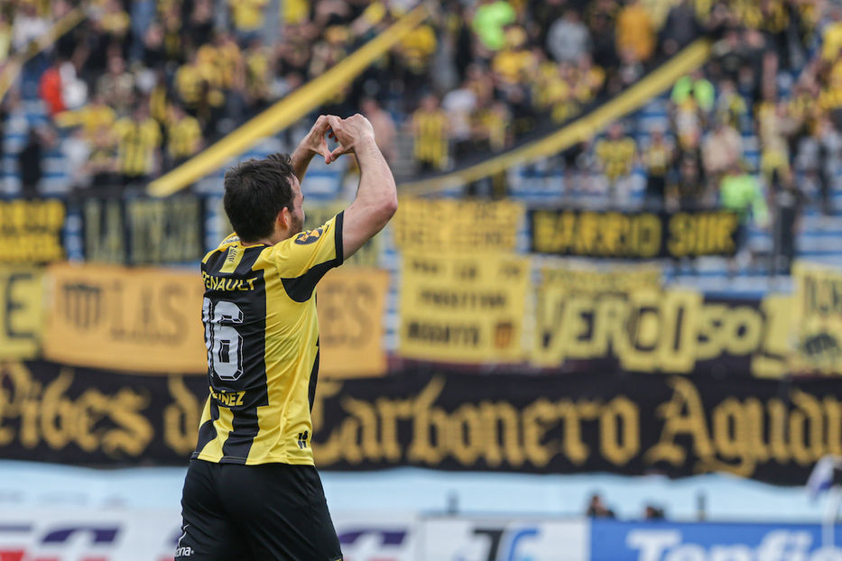 Peñarol sigue liderando la Tabla Anual