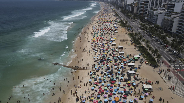 La ola de calor golpea a Brasil y deja sensación térmica de 62,3 grados en Río de Janeiro