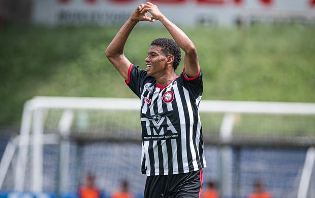 Ignacio Yepez, autor del gol del ascenso. Foto: @SegundaAUF