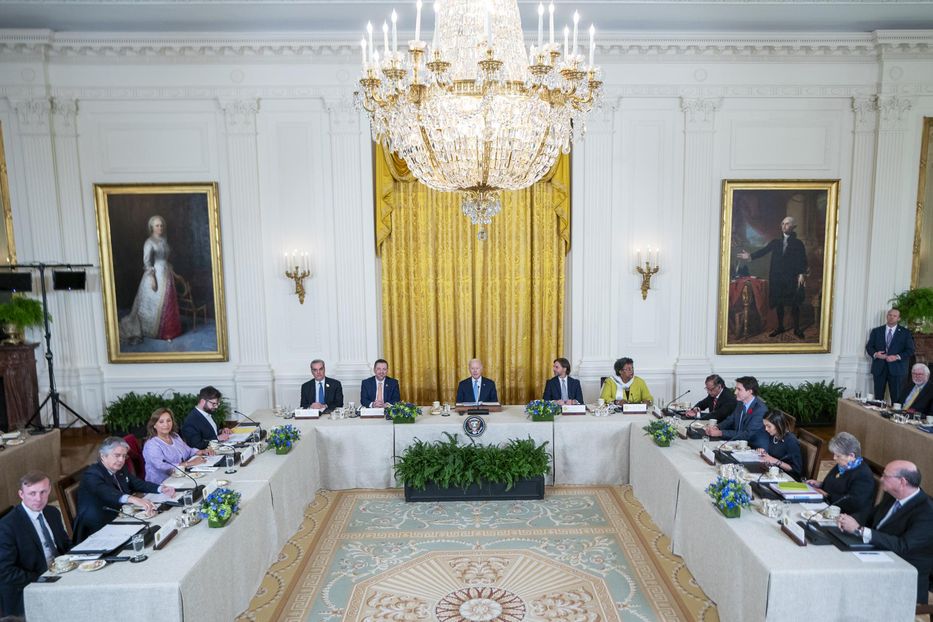 Cumbre de la APEP en la sala este de la Casa Blanca. Foto: EFE/EPA/SHAWN THEW