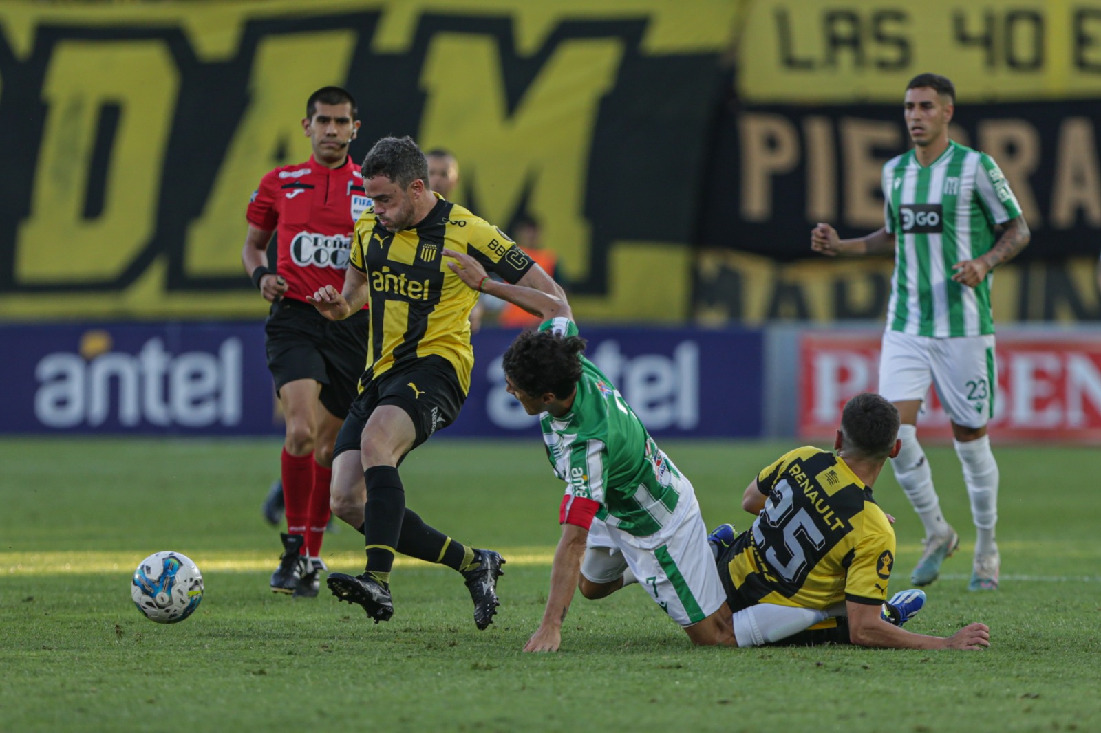 Nacional es el único líder de la anual; Liverpool le ganó a Peñarol en el  CDS - Sport 890 - La Radio Deportiva del Uruguay : Sport 890 – La Radio  Deportiva del Uruguay