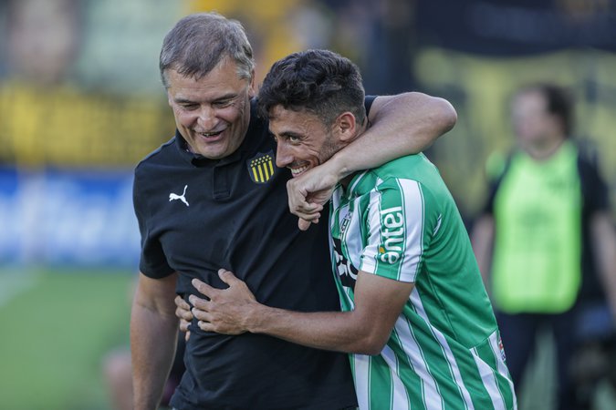 Nacional es el único líder de la anual; Liverpool le ganó a Peñarol en el  CDS - Sport 890 - La Radio Deportiva del Uruguay : Sport 890 – La Radio  Deportiva del Uruguay