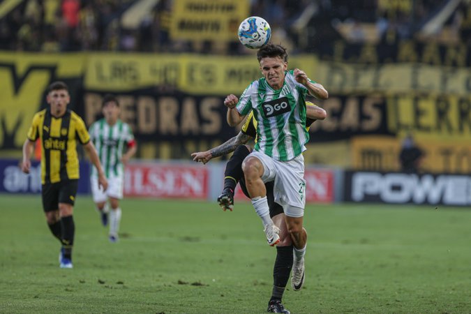 Nacional es el único líder de la anual; Liverpool le ganó a Peñarol en el  CDS - Sport 890 - La Radio Deportiva del Uruguay : Sport 890 – La Radio  Deportiva del Uruguay