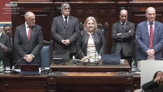 Trabajando con el enemigo