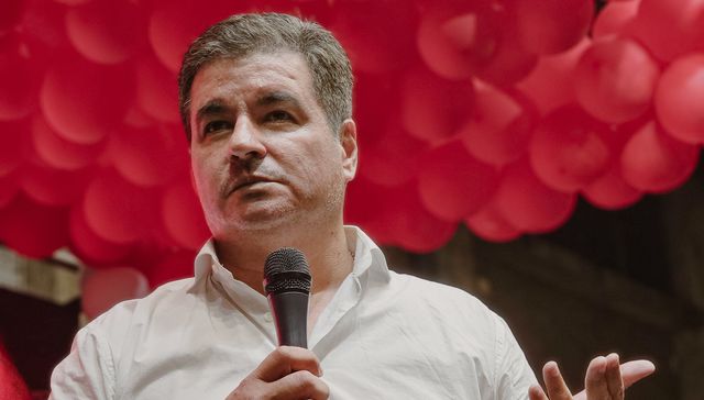 Sin ponerse colorado