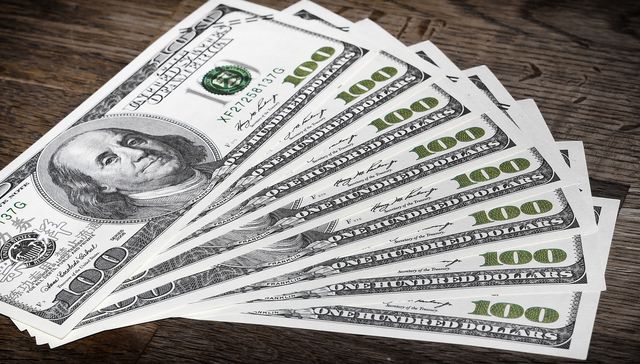 Hasta el santo desconfía