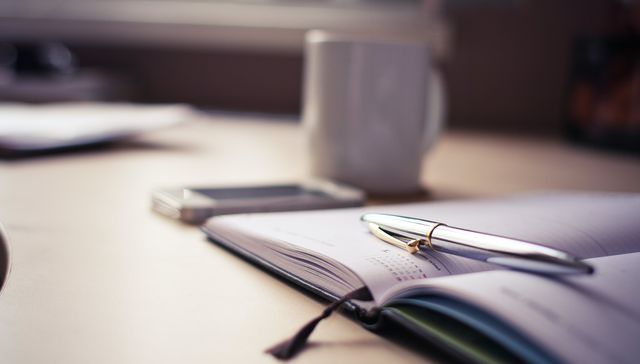 Mucho lunes y viernes