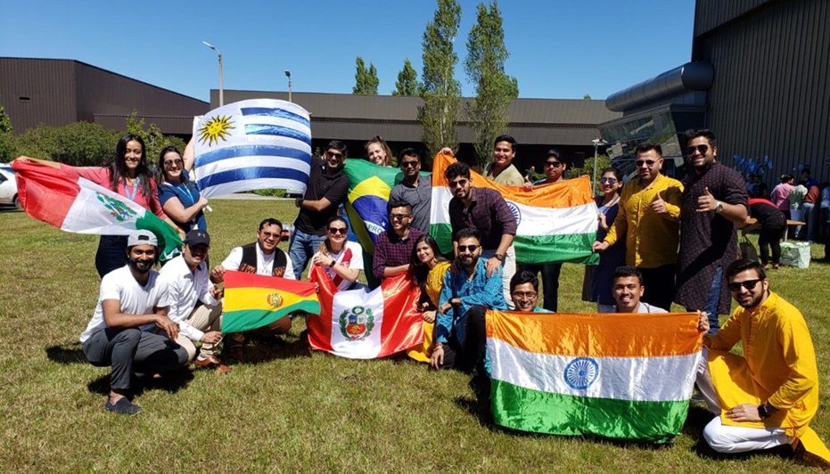 Diversas nacionalidades conviven en TCS Uruguay. Foto: cedida a Montevideo Portal