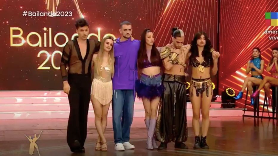 Fuera de la competencia