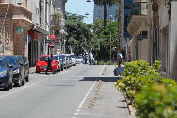 Calles cortadas y paradas de ómnibus provisorias en Ciudad Vieja: mirá dónde
