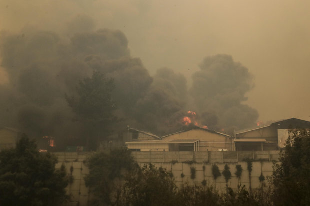 Cancillería se solidarizó con Chile ante incendios que acumulan al menos 46 muertes