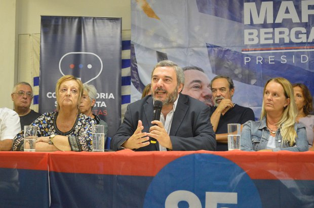 Bergara relanzó campaña y criticó falta “de agenda de crecimiento económico” del gobierno
