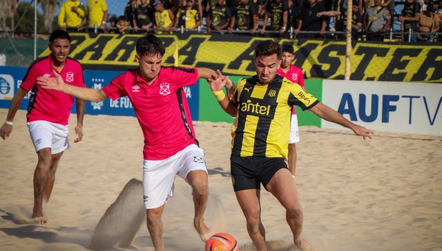 Calor, arena y goles