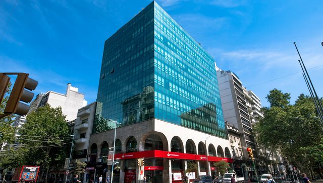 Santander presenta campaña de concientización sobre ciberseguridad