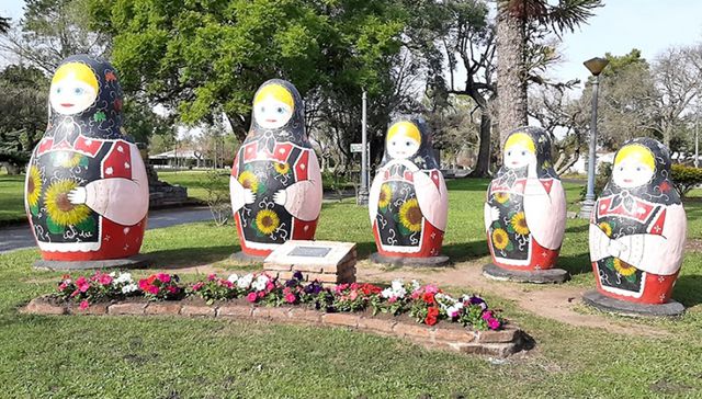 Entre flores y matrioshkas