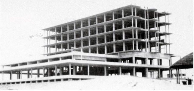 Primera etapa de construcción del Hotel Nogaró, que comenzó en 1936. Foto: Grupo de Facebook Recuerdos de Maldonado / Intendencia de Maldonado
