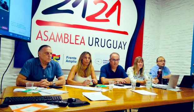 Asamblea Uruguay: gobierno “fracasó en sus promesas” y tuvo “graves hechos de corrupción”