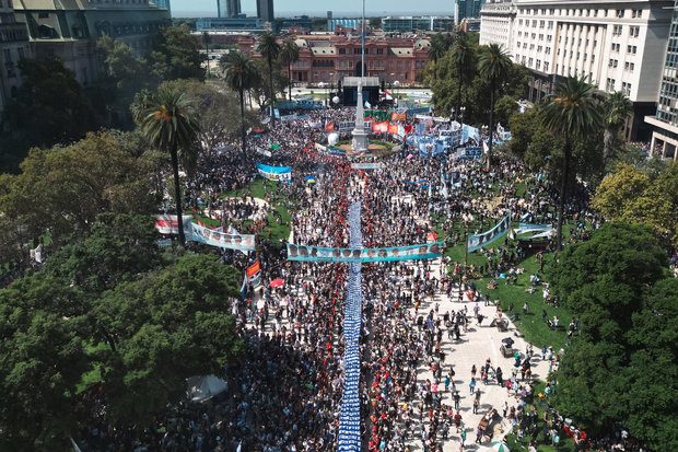 En imágenes: argentinos marchan por el Día de la Memoria bajo el lema “Hoy más que nunca”
