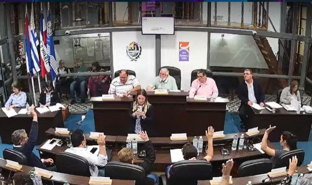 Ediles blancos impulsarán comisión investigadora sobre entrega de viviendas en Salto