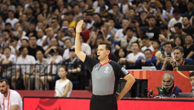 Uno más en la delegación