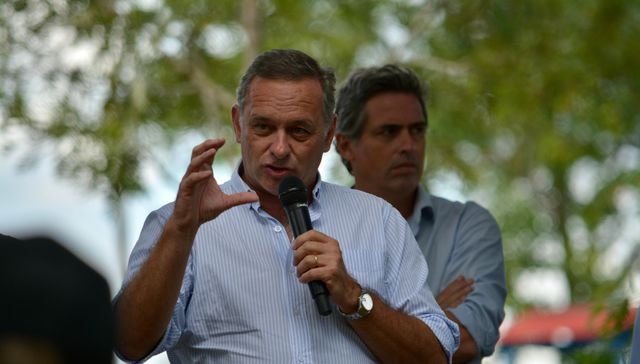 ¿Tiene cambio de $100?