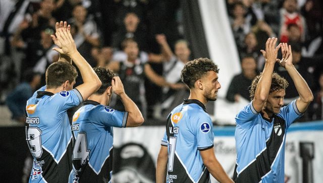 Una franja internacional