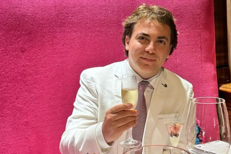 Cristián Castro: El Cantante que Predica la Felicidad al Detenerse y Disfrutar la Vida
