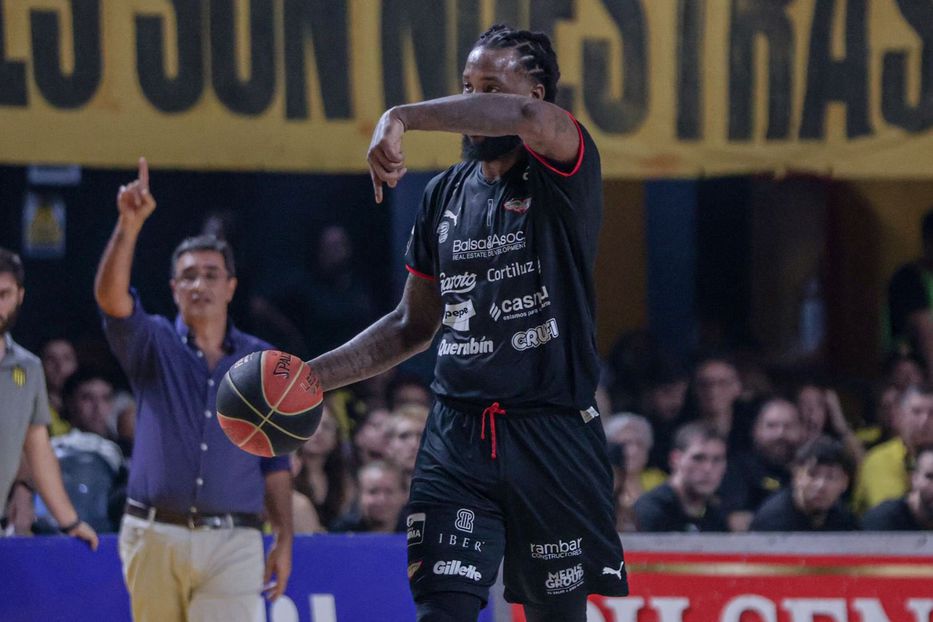 Torazo en rodeo ajeno