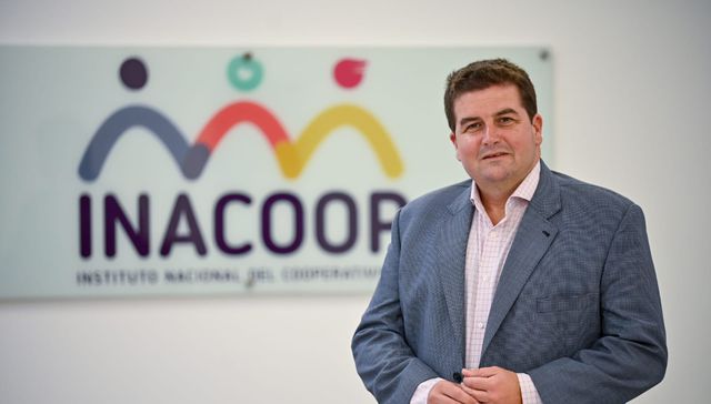 Los ojos fuera del premio