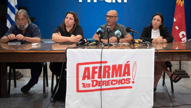 Escribe Juan Martín Rodríguez